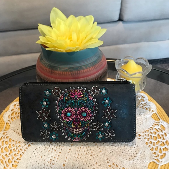 Montana West Handbags - 🌸Sugar Skull Wallet🌸